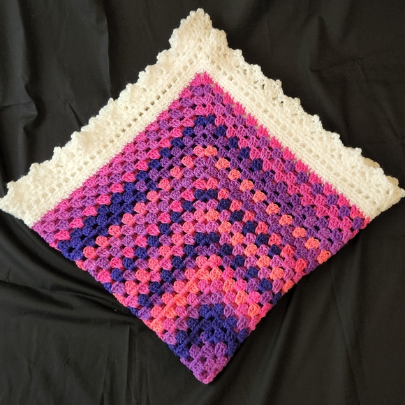 Handmade Crochet Flamenco Baby Blanket - Picture 5 of 7